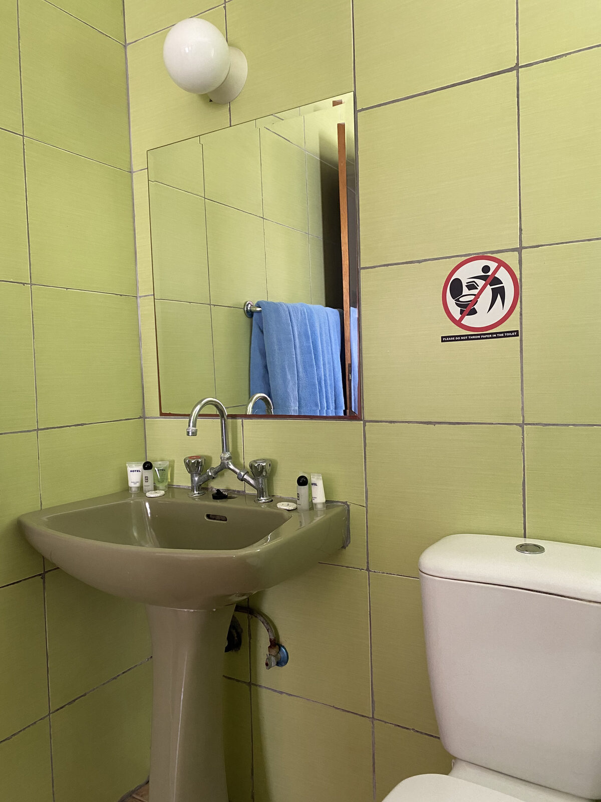 Standard Studio bathroom